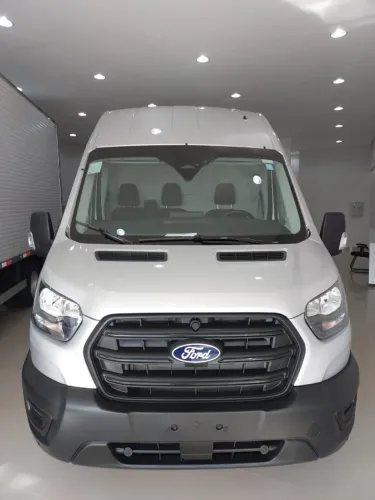 Ford Transit Furgão 2.0 Longo Turbo DIESEL Aut. 2026