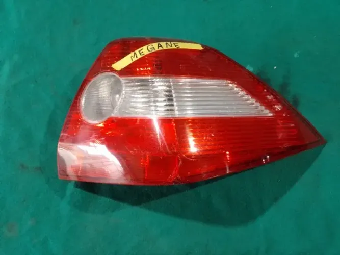 Lanterna L.D Megane 06 a 11 