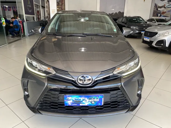 YARIS SEDAN XLS 1.5 AUT. T/SOLAR 2025