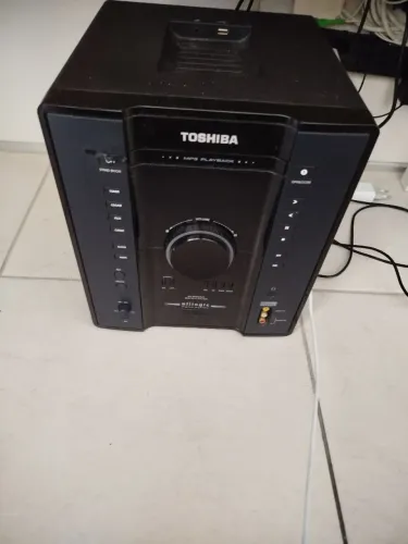 Aparelho de som com Caixas