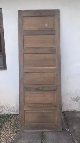 4 PORTAS DE IMBUIA ALMOFADADA - 2,19x0,77