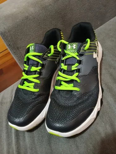 Tênis Under Armour