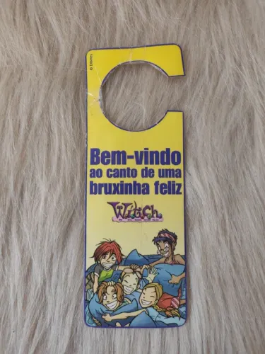 Brinde revista witch plaquinha de não perturbe. As bruxinhas witch