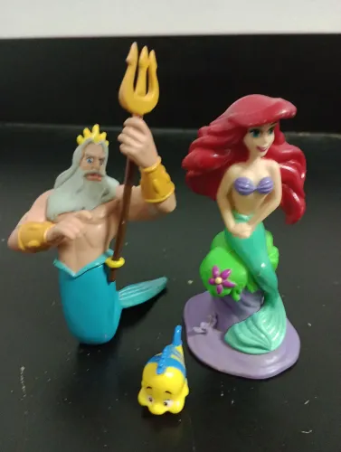 Miniaturas personagens a pequena sereia Disney 