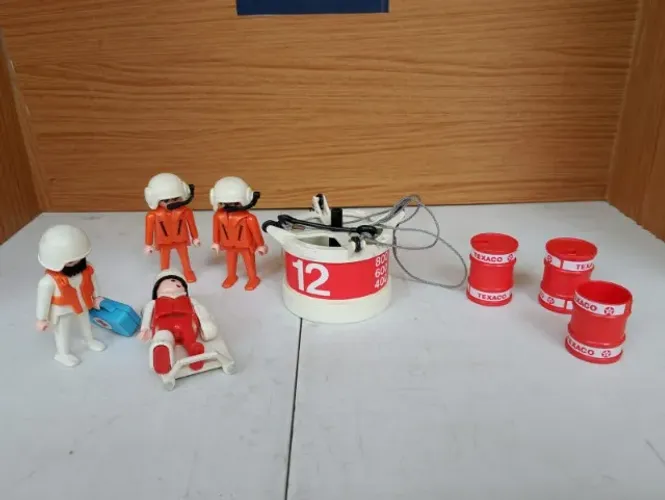 Playmobil - Figuras e Acessórios do Set Helicóptero de Resgate - Incompleto