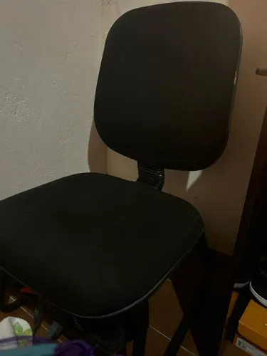 Cadeira de escritório sem rodizio