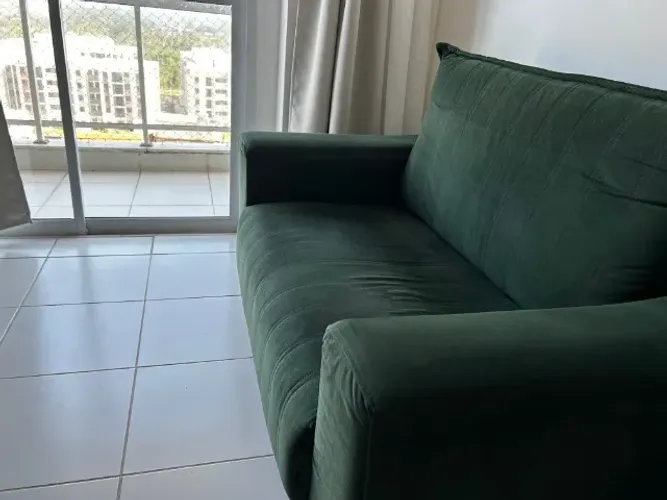 Sofá de 2 lugares em tecido Suede Veludo