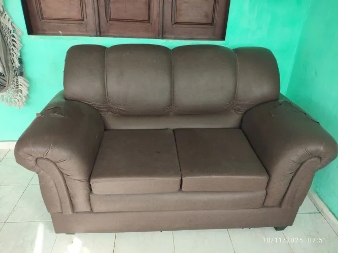 Vende-se sofá 