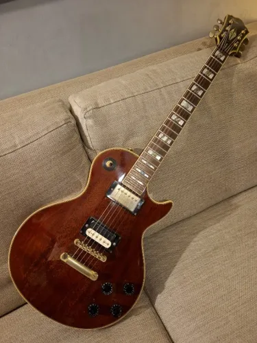 Guitarra Condor Les Paul Custom, coreana, Malagoli HH777 na ponte