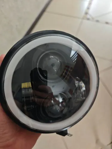 Farol LED 7 polegadas com Angel Eye - Moto