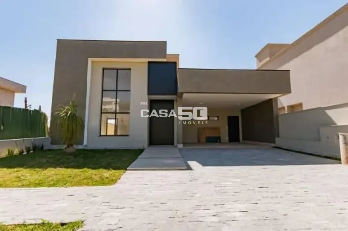 Casa térrea à venda no Condomínio Residencial Mont Alcino - Valinhos/SP