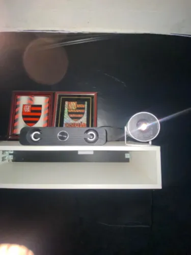 PROJETOR 4k + CAIXA DE SOM *)