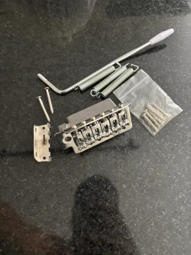 Ponte Tremolo Guitarra Stratocaster