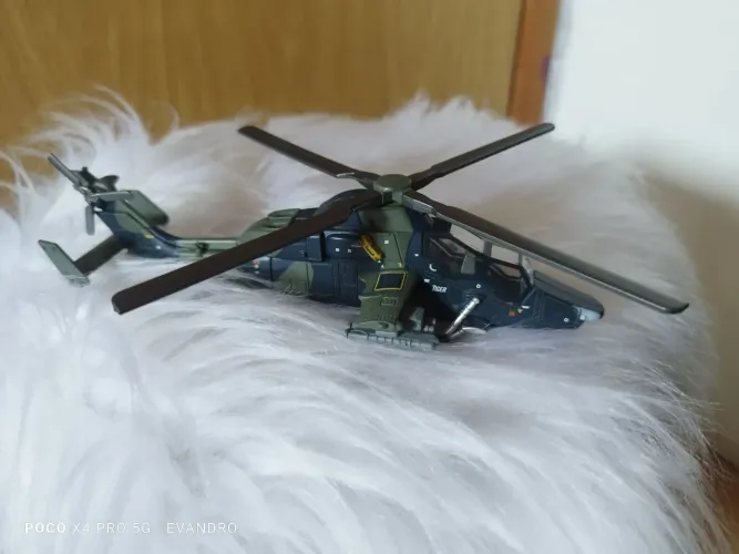 Miniatura helicóptero