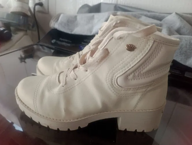Bota infantil 