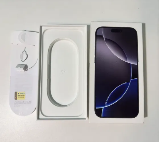 Caixa IPhone 16 pro max Vazia