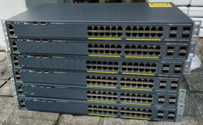 20 Switch Catalyst Cisco c2960x-24ts-lb 24x1G Gigabit