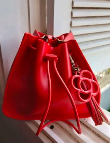bolsa saco petit jolie vermelha