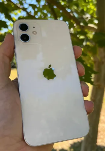 iPhone 12