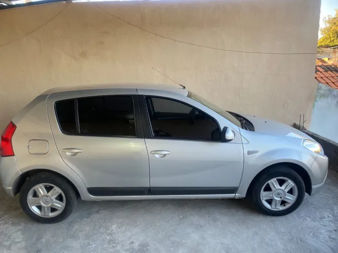 Renault Sandero Privilège Hi-flex 1.6 8V 5P 2011