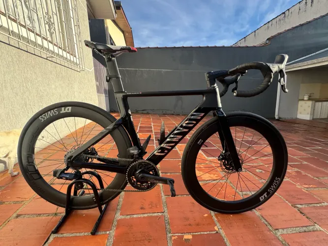 Bicicleta Canyon Aeroad CFR