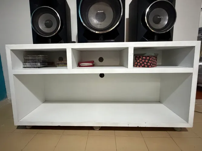 Rack branco no precinho