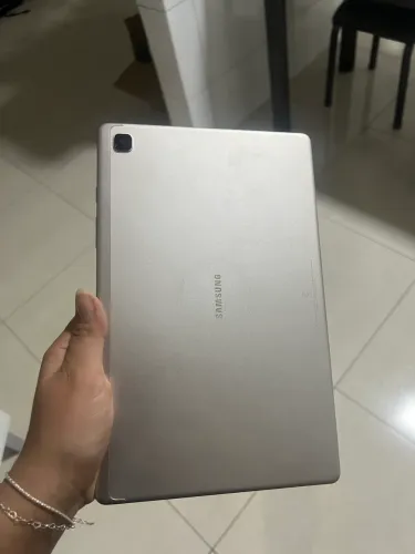Vendo Tablet galaxy A7