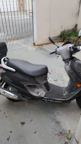 Suzuki Burgman 125cc. Ano 2006 tel: * Germana