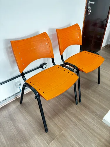 Cadeira Laranja