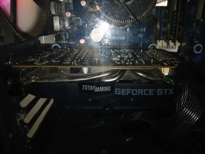 Vendo Placa GTX 1660 SUPER 6GB Ou troco por uma placa melhor (pago o restante)