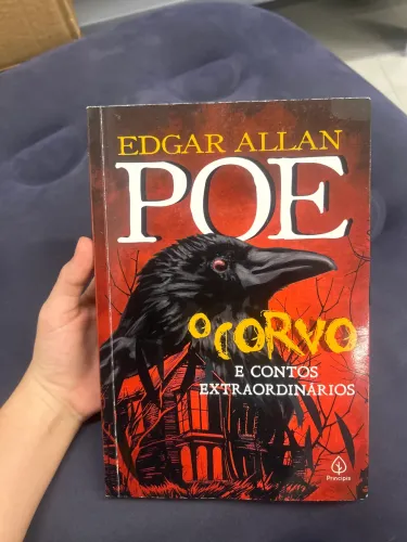 Livro: O Corvo e os Contos Extraordinários.