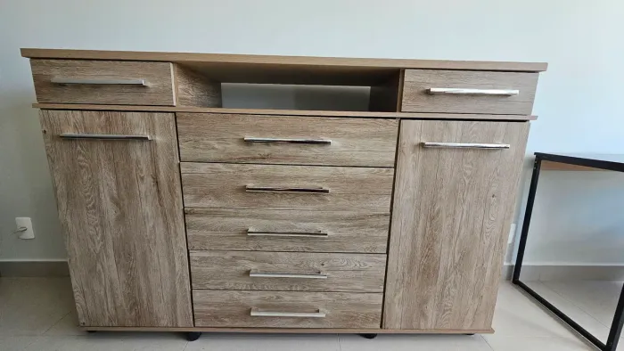 CÔMODA MAGNÍFICA 1,70 x 0,45 X 1,10