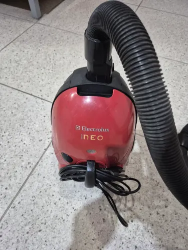 Aspirador de pó Electrolux Neo. Aceito trocas.