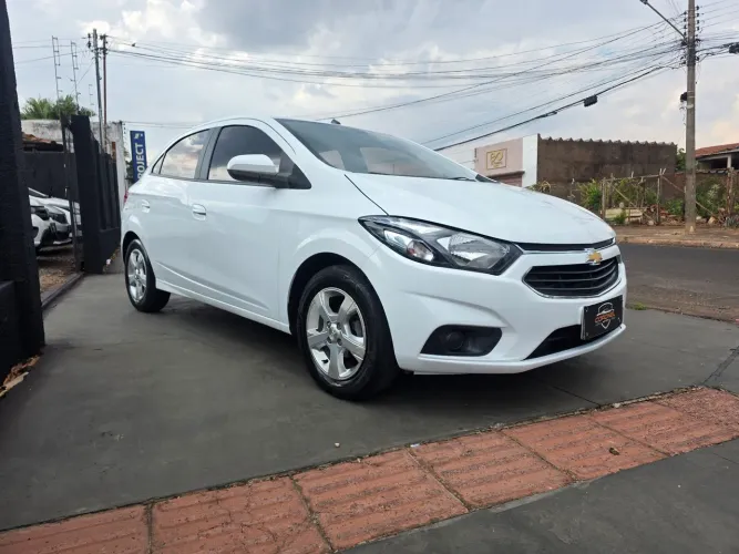 Chevrolet Onix Hatch LT 1.4 8V Flex Mec. 4P 2019