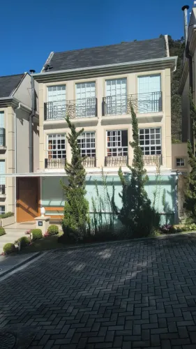 Imóvel ALTO LUXO para venda, no Valparaíso - Petrópolis - RJ