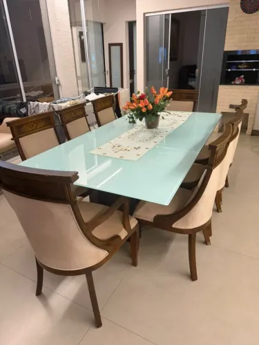 MESA DE JANTAR 8 LUHARES