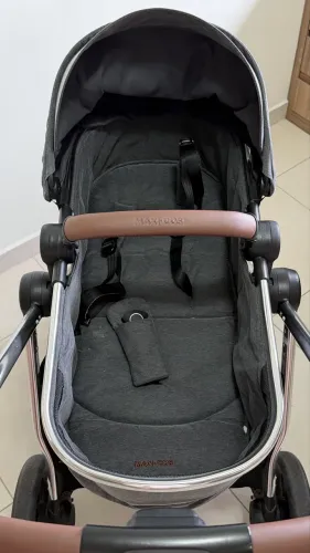 Carrinho Anna Luxe 3 Maxi Cosi Semi novo