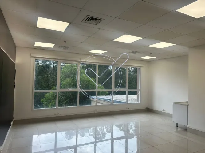 Sala Comercial Mobiliada no Alpha Square Offices - Locação