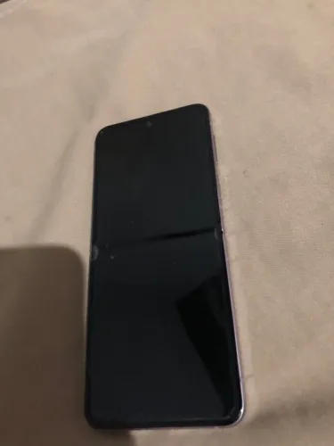 Z flip 4 leia