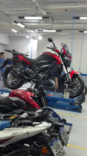 Bajaj dominar 400