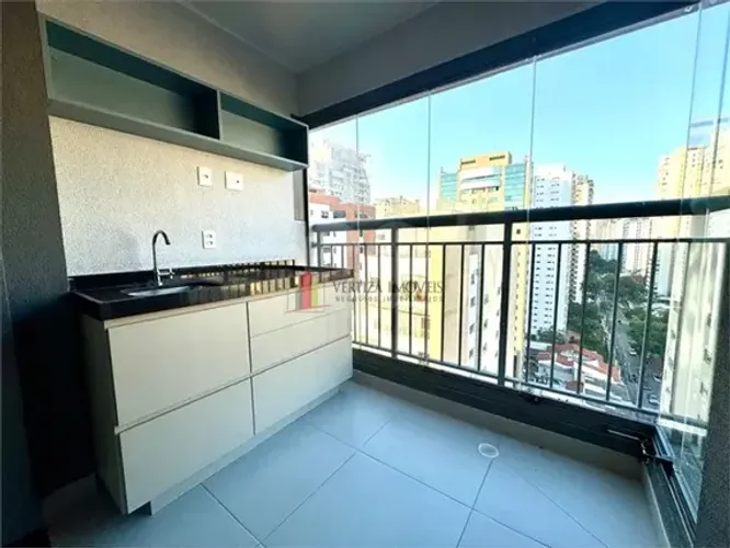 Apartamento à venda com 54m² em Moema