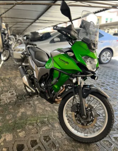 Versys 300( Impecável 33000km)