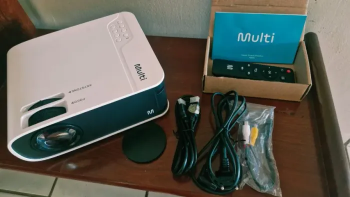 Vendo Smart Screen Projetor Multilaser PJ005