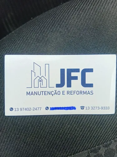 Empresa de reformas contrata pedreiro, ajudante geral e pintor