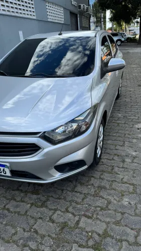 Chevrolet Onix Hatch LT 1.0 8V Flex Mec. 4P 2017