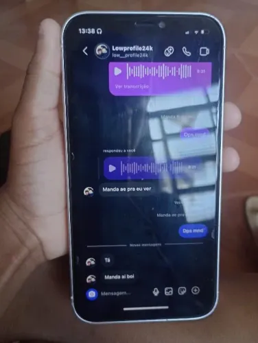 Iphone xr com carça do 17