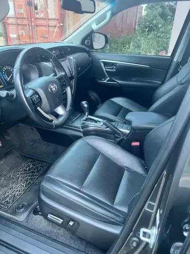 Toyota Hilux SW4 SRX 4X4 2.8 TDI 16V Dies. Aut. 2022