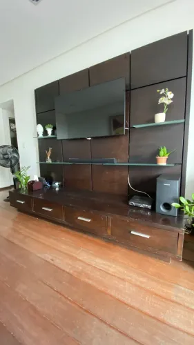 Rack de Sala Elegante (Já Desmontado)