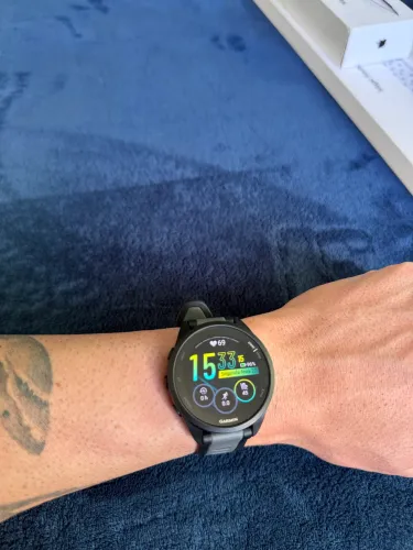 Relógio Garmin forerunner 165 music