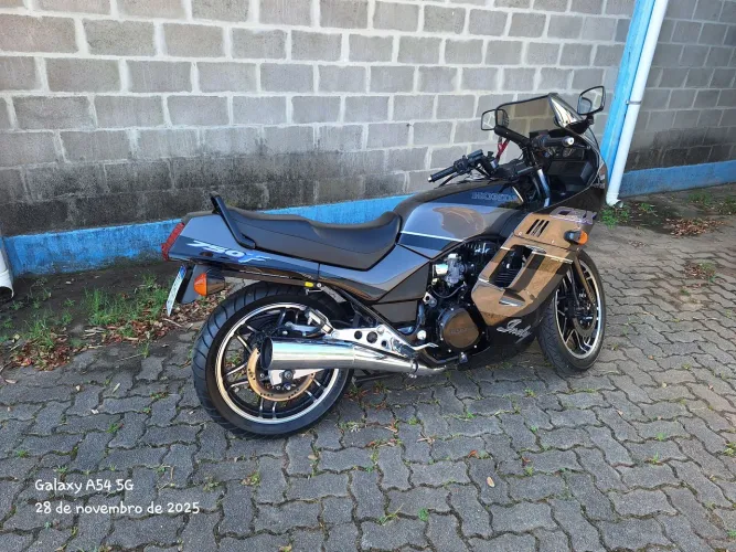 Cbx 750 7GALO